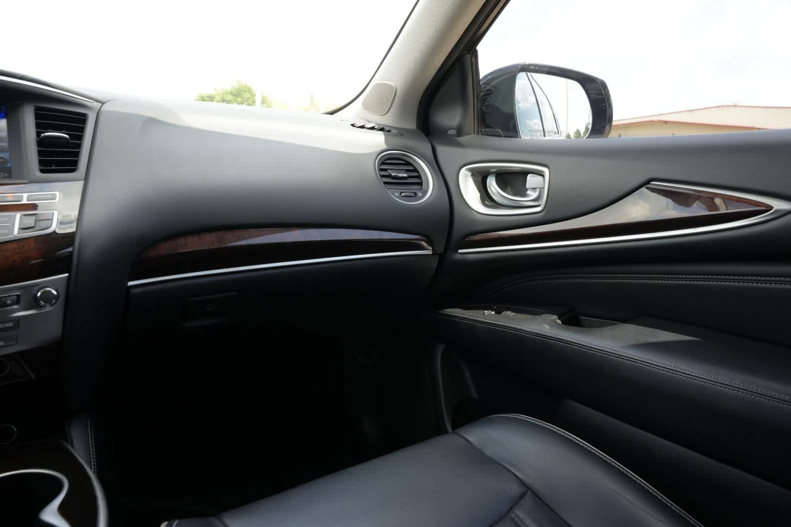 Thumbnail: 2017 INFINITI QX60 - 8