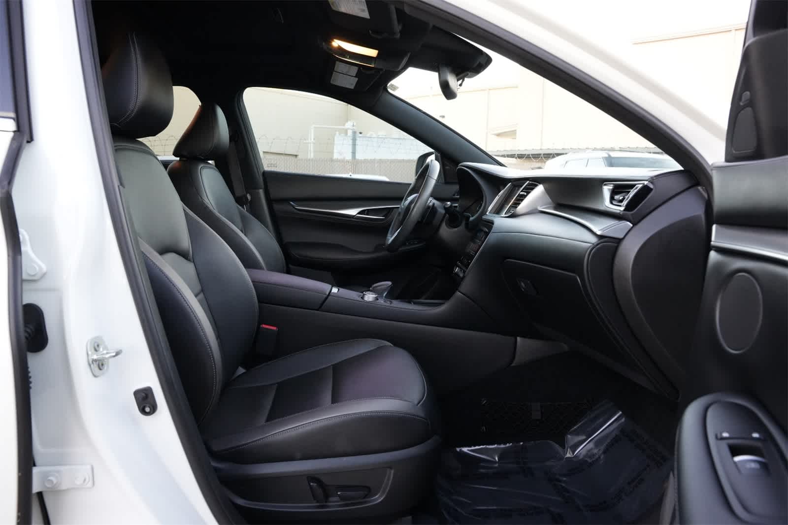 Thumbnail: 2023 INFINITI QX55 - 22