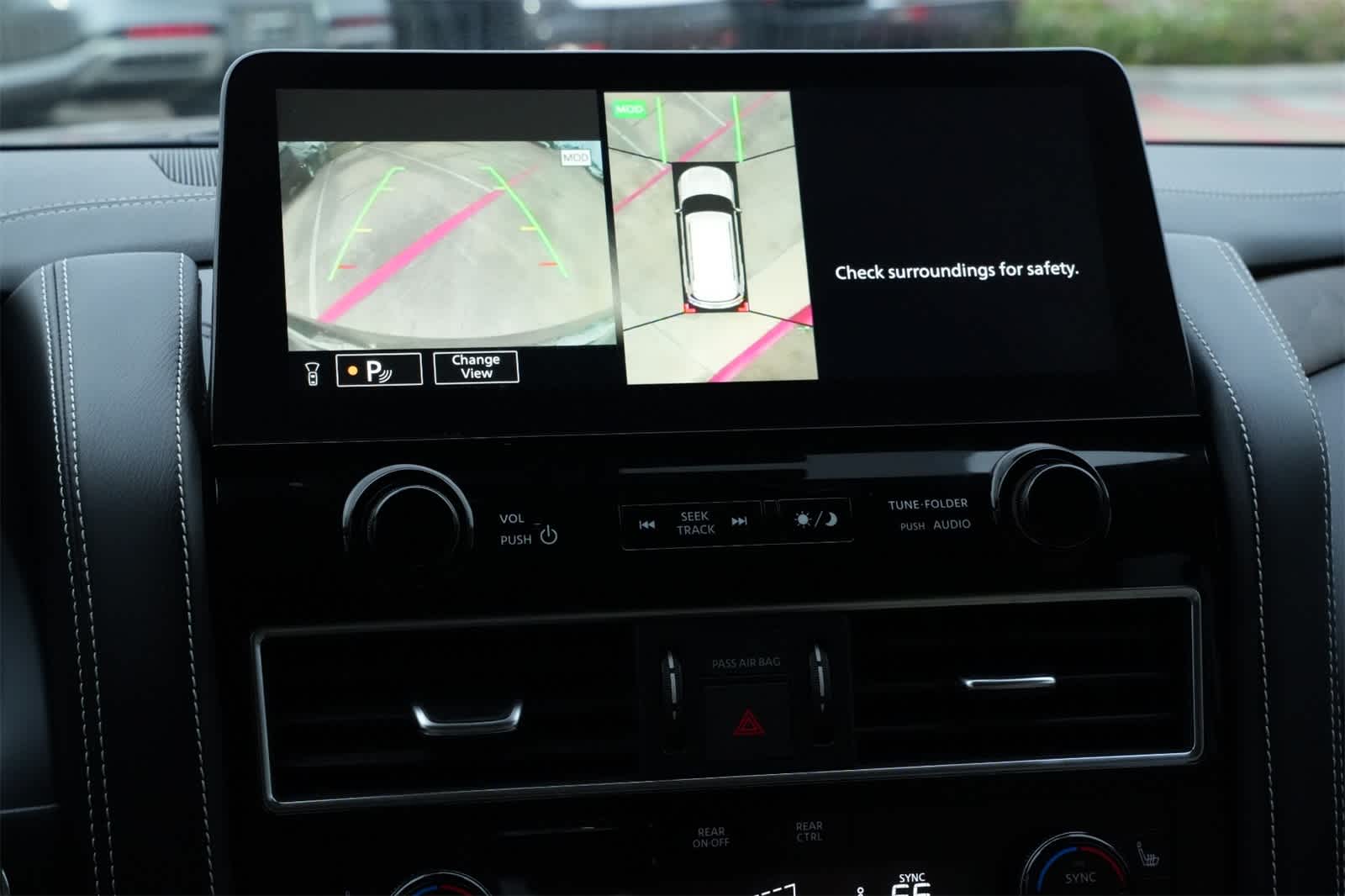 Thumbnail: 2022 INFINITI QX80 - 14