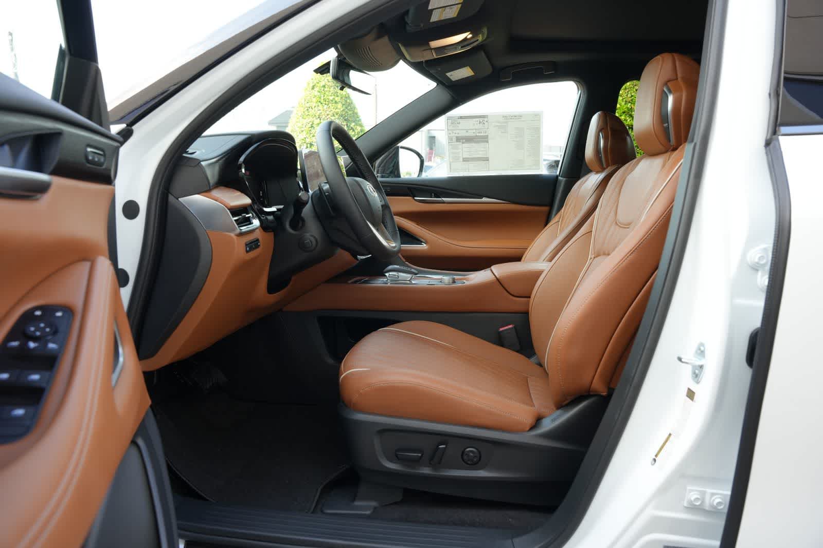 Thumbnail: 2027 INFINITI QX60 - 15