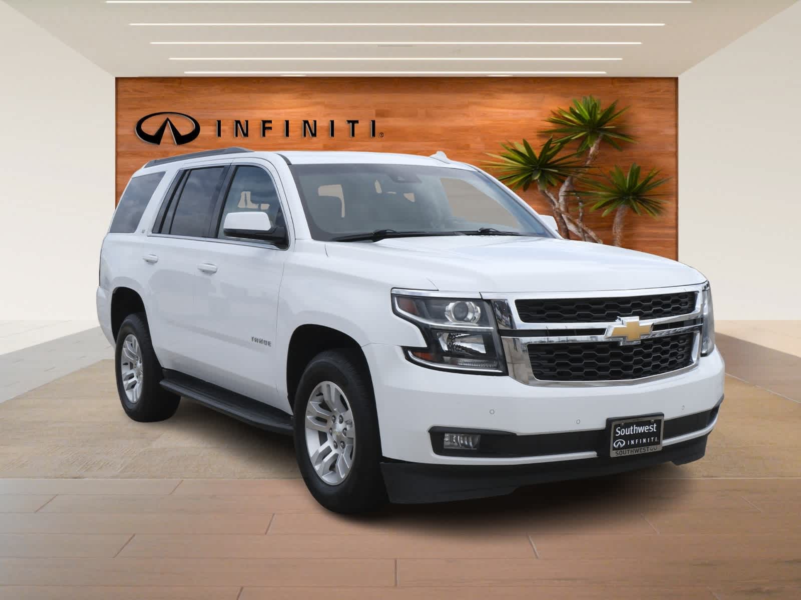 Thumbnail: 2019 Chevrolet Tahoe - 3
