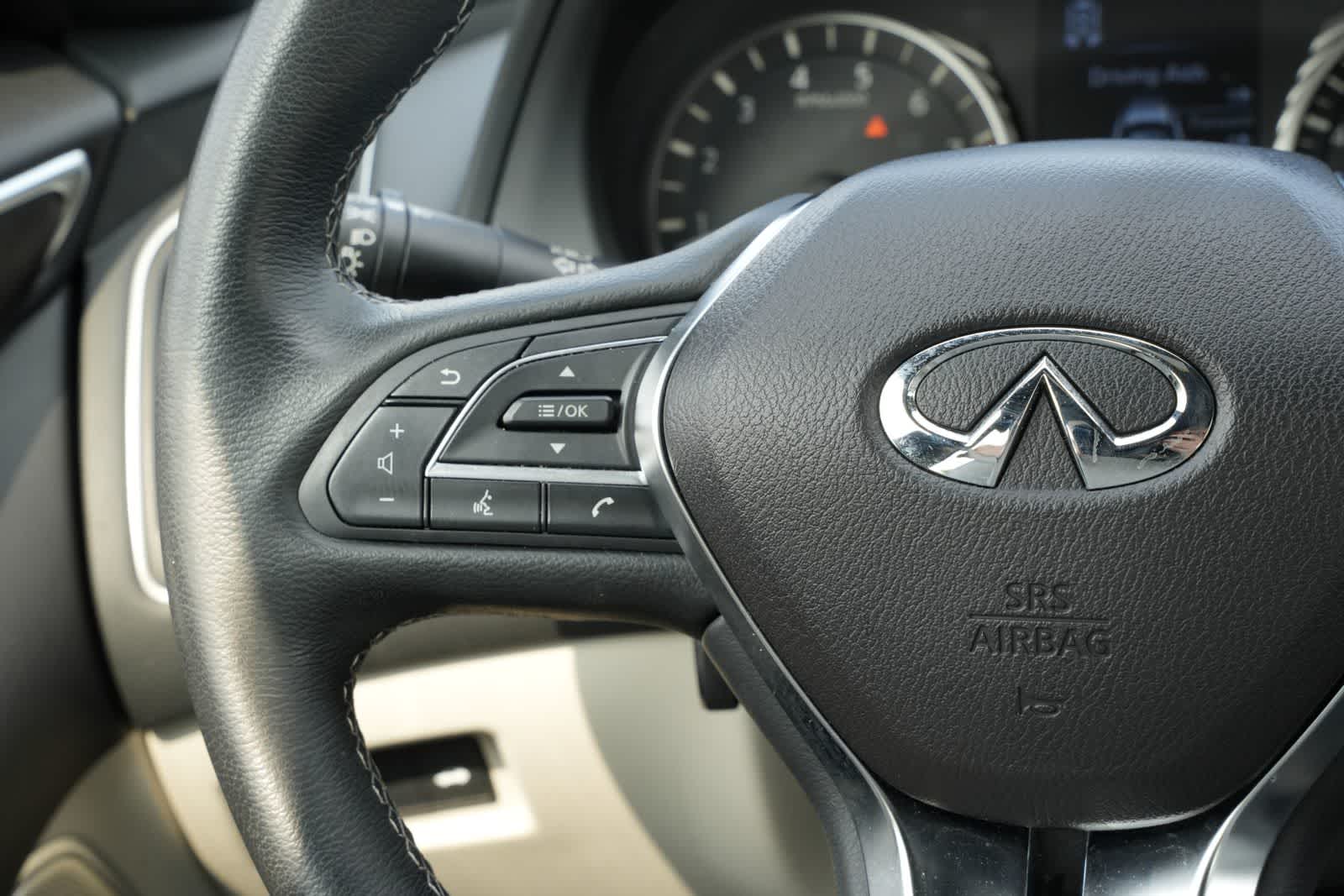 Thumbnail: 2023 INFINITI Q50 - 10