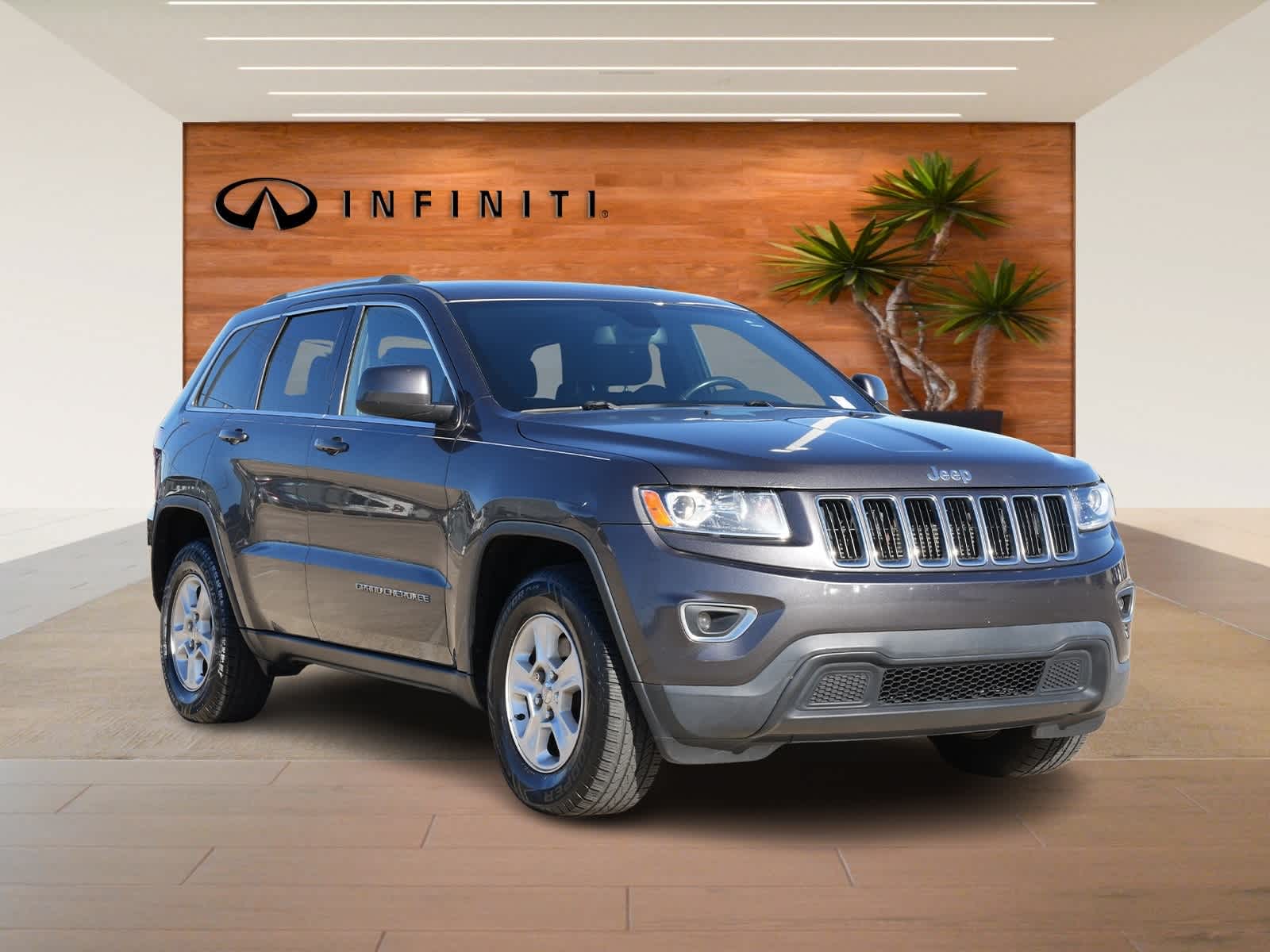 Thumbnail: 2016 Jeep Grand Cherokee - 3