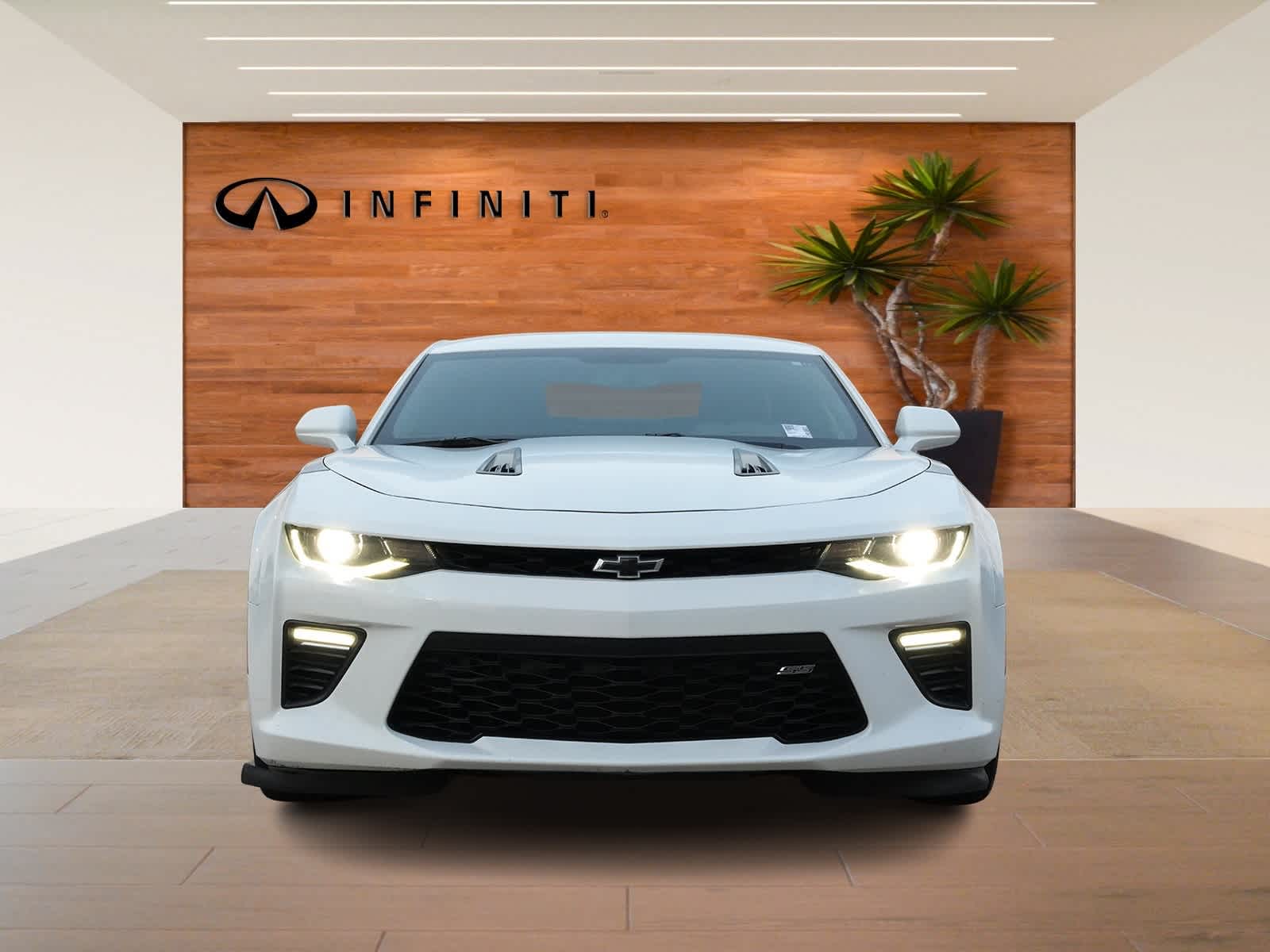 Thumbnail: 2017 Chevrolet Camaro - 2