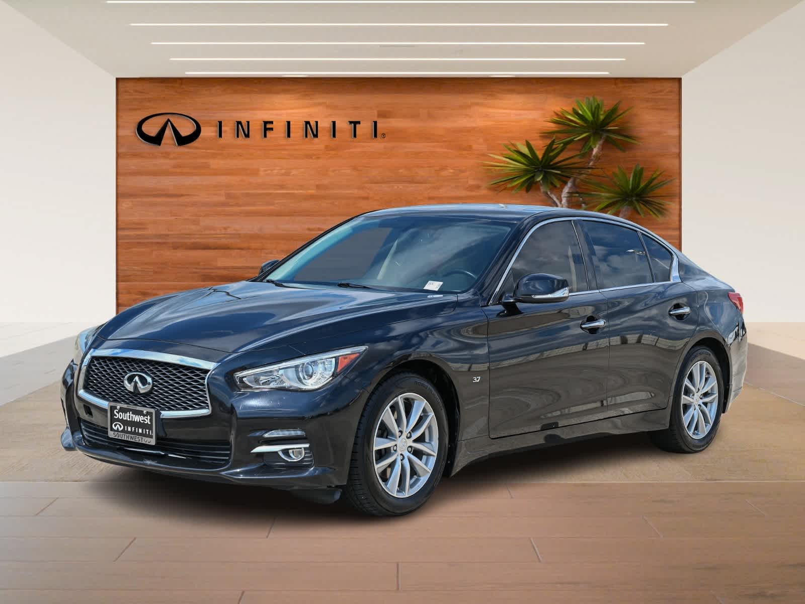 Thumbnail: 2015 INFINITI Q50 - 1