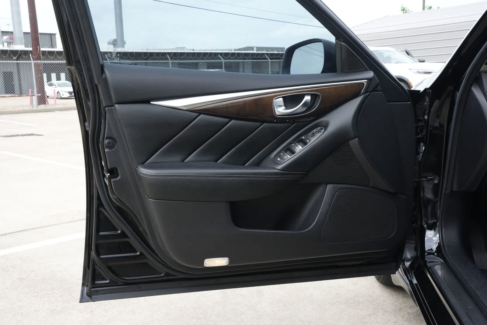 Thumbnail: 2019 INFINITI Q50 - 16