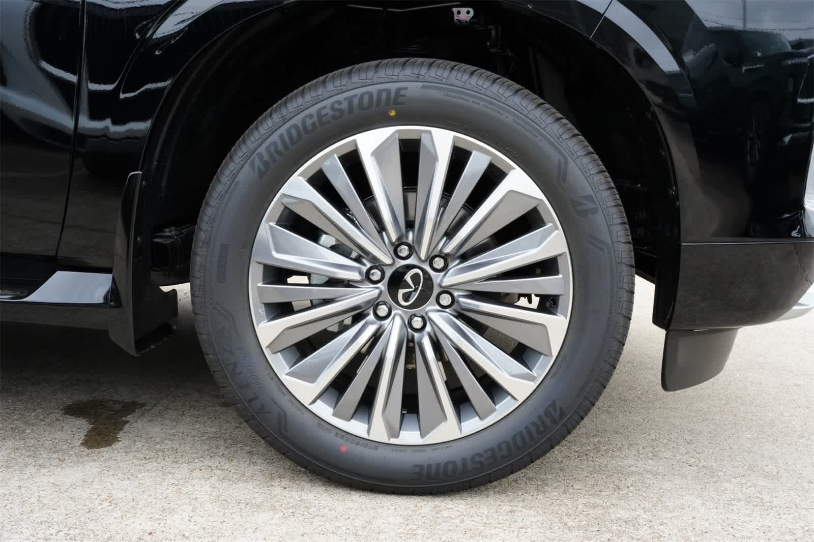 Thumbnail: 2025 INFINITI QX80 - 26