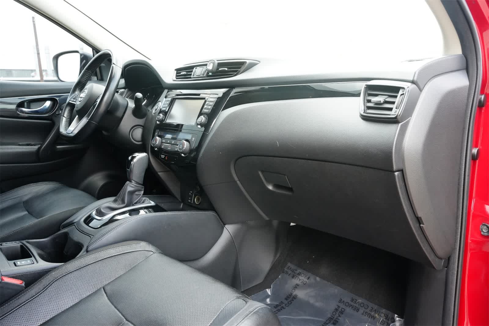 2018 Nissan Rogue Sport SL 22