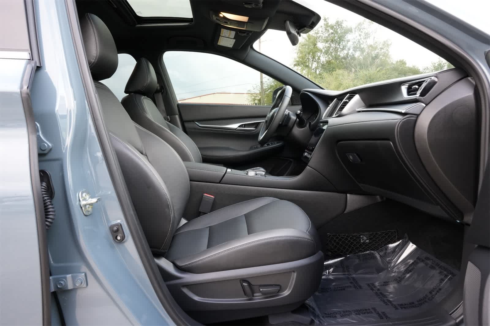 Thumbnail: 2025 INFINITI QX55 - 23