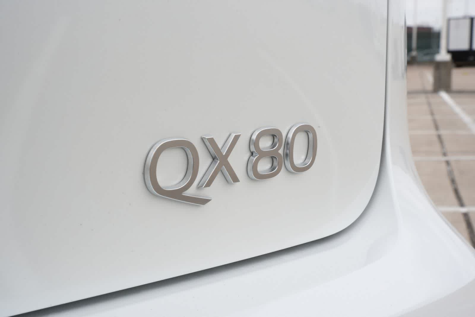 Thumbnail: 2026 INFINITI QX80 - 20
