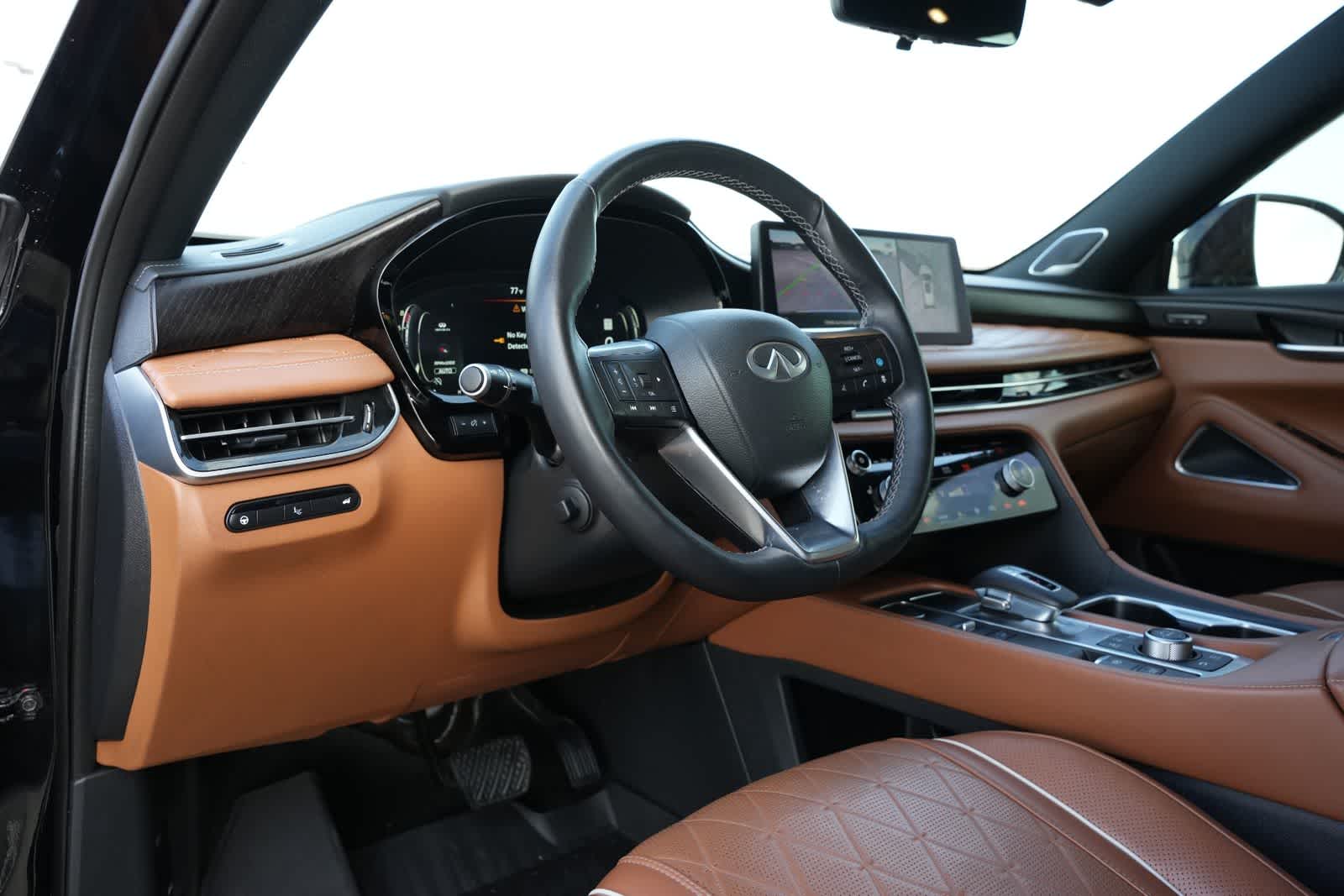 Thumbnail: 2024 INFINITI QX60 - 15