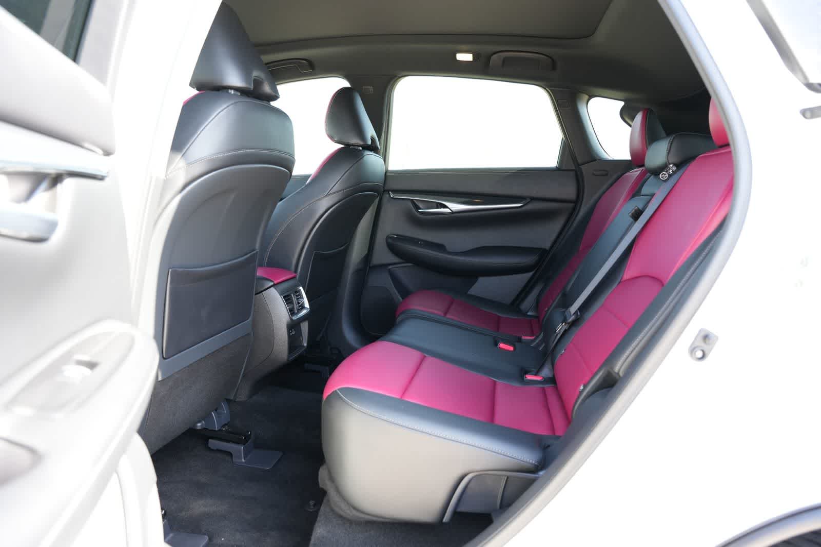 Thumbnail: 2025 INFINITI QX50 - 19