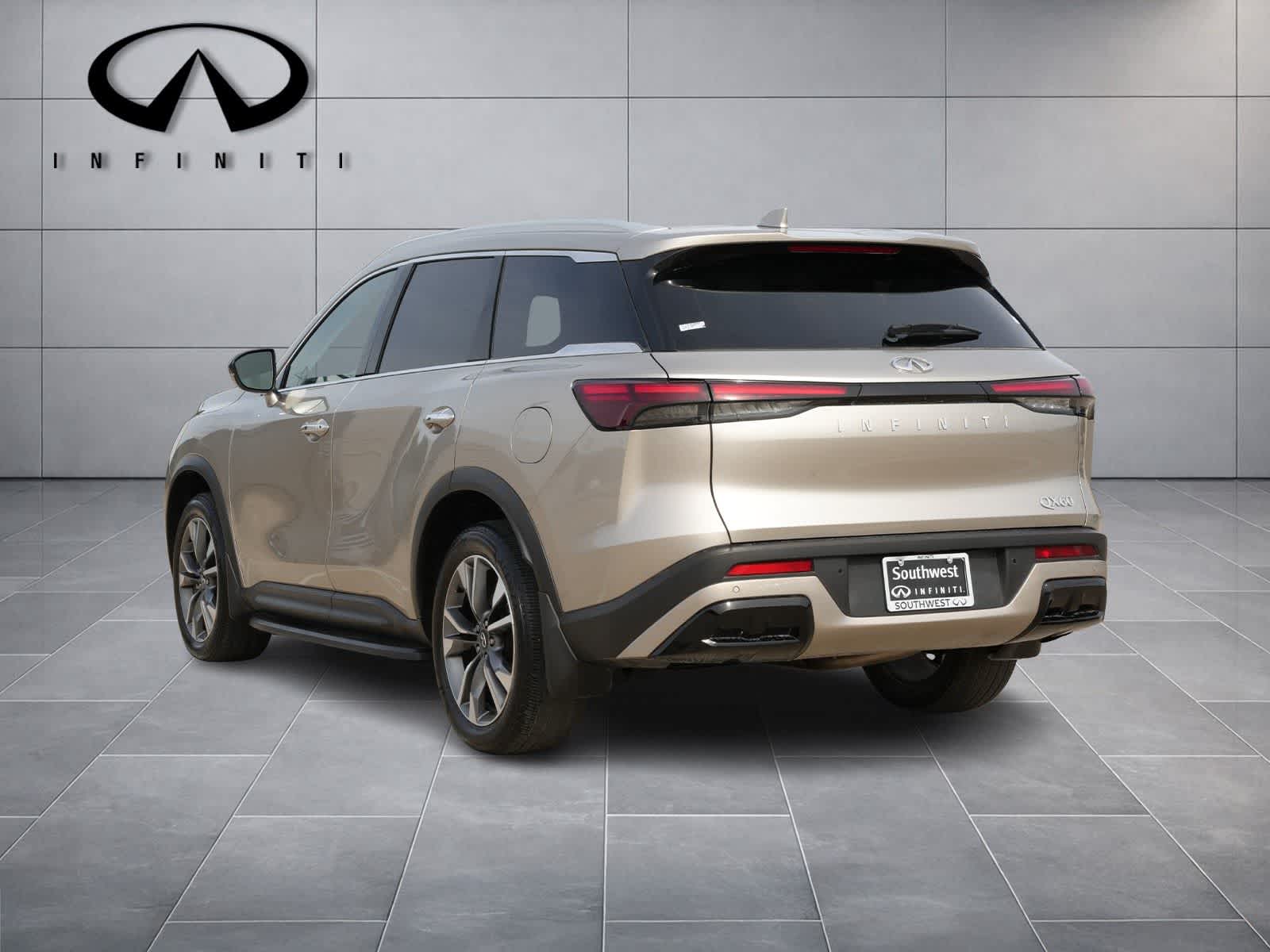 Thumbnail: 2024 INFINITI QX60 - 3