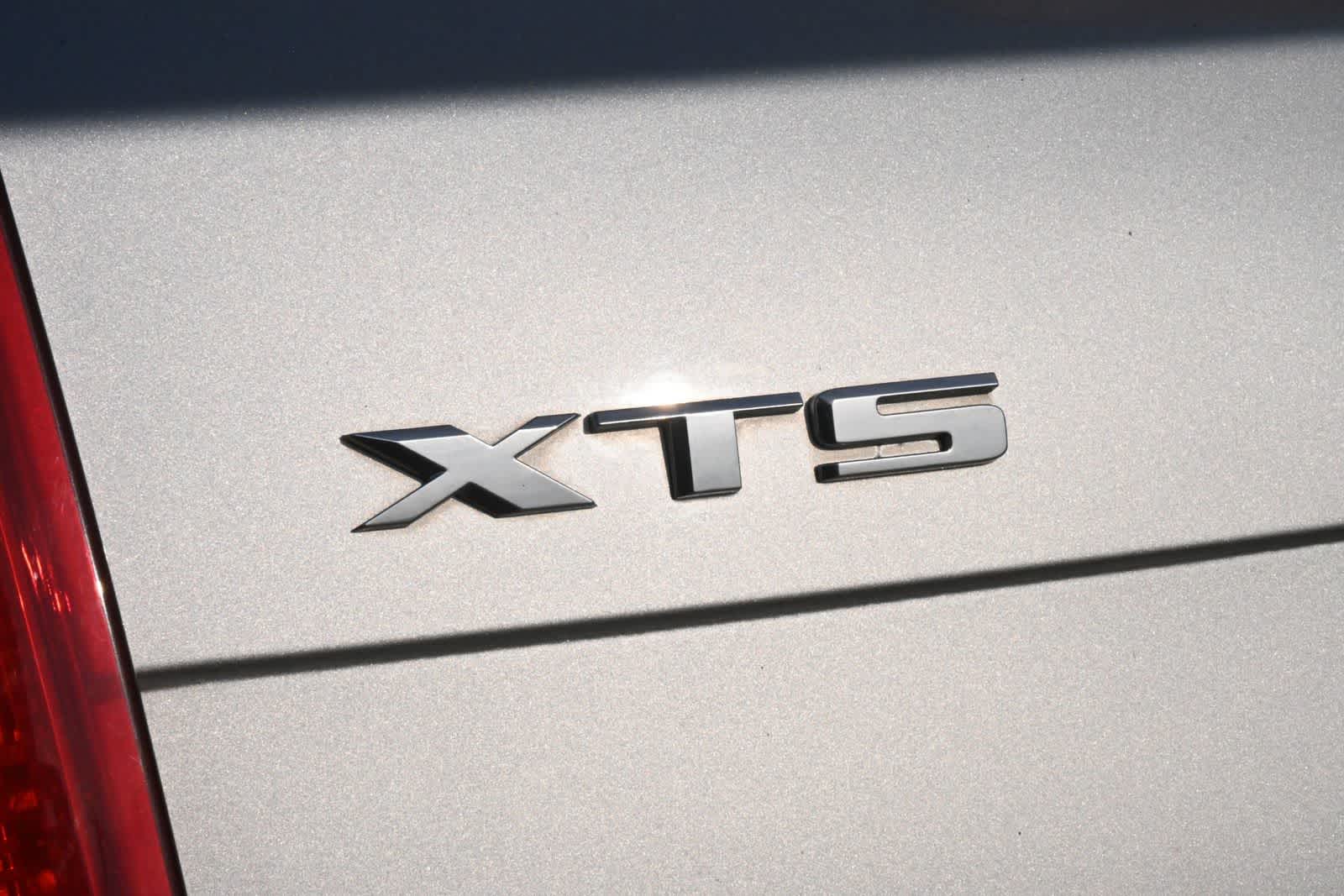 Thumbnail: 2016 Cadillac XTS - 19
