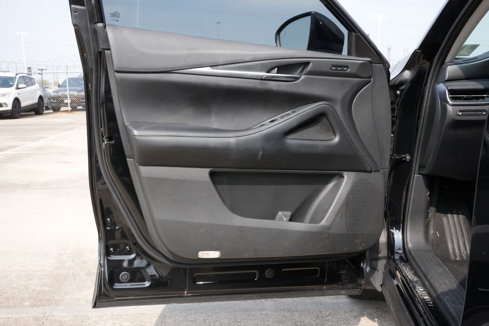 Thumbnail: 2023 INFINITI QX60 - 18