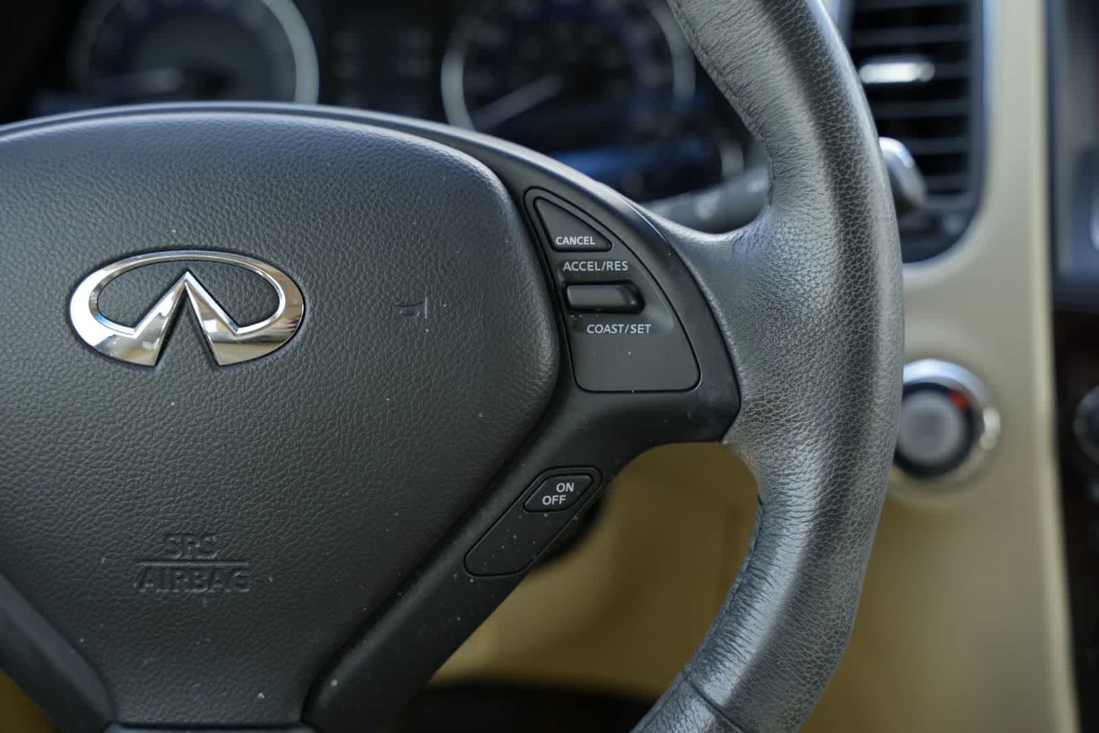 Thumbnail: 2016 INFINITI QX50 - 11