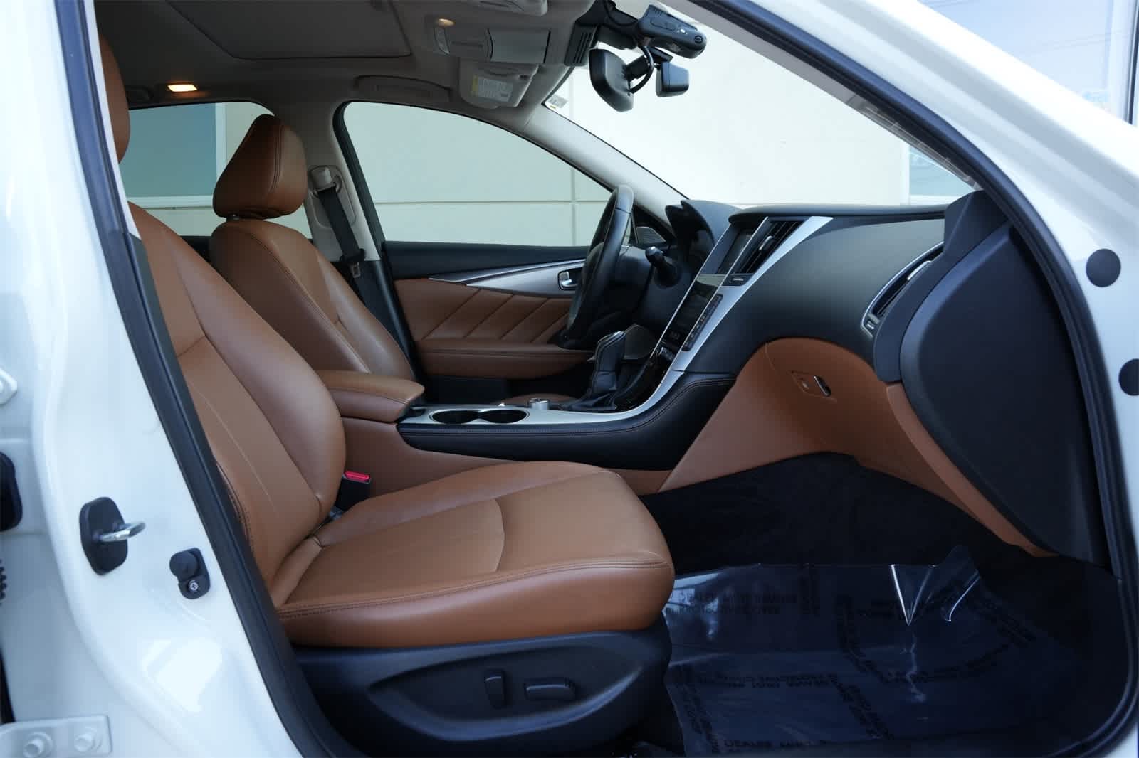 Thumbnail: 2024 INFINITI Q50 - 23