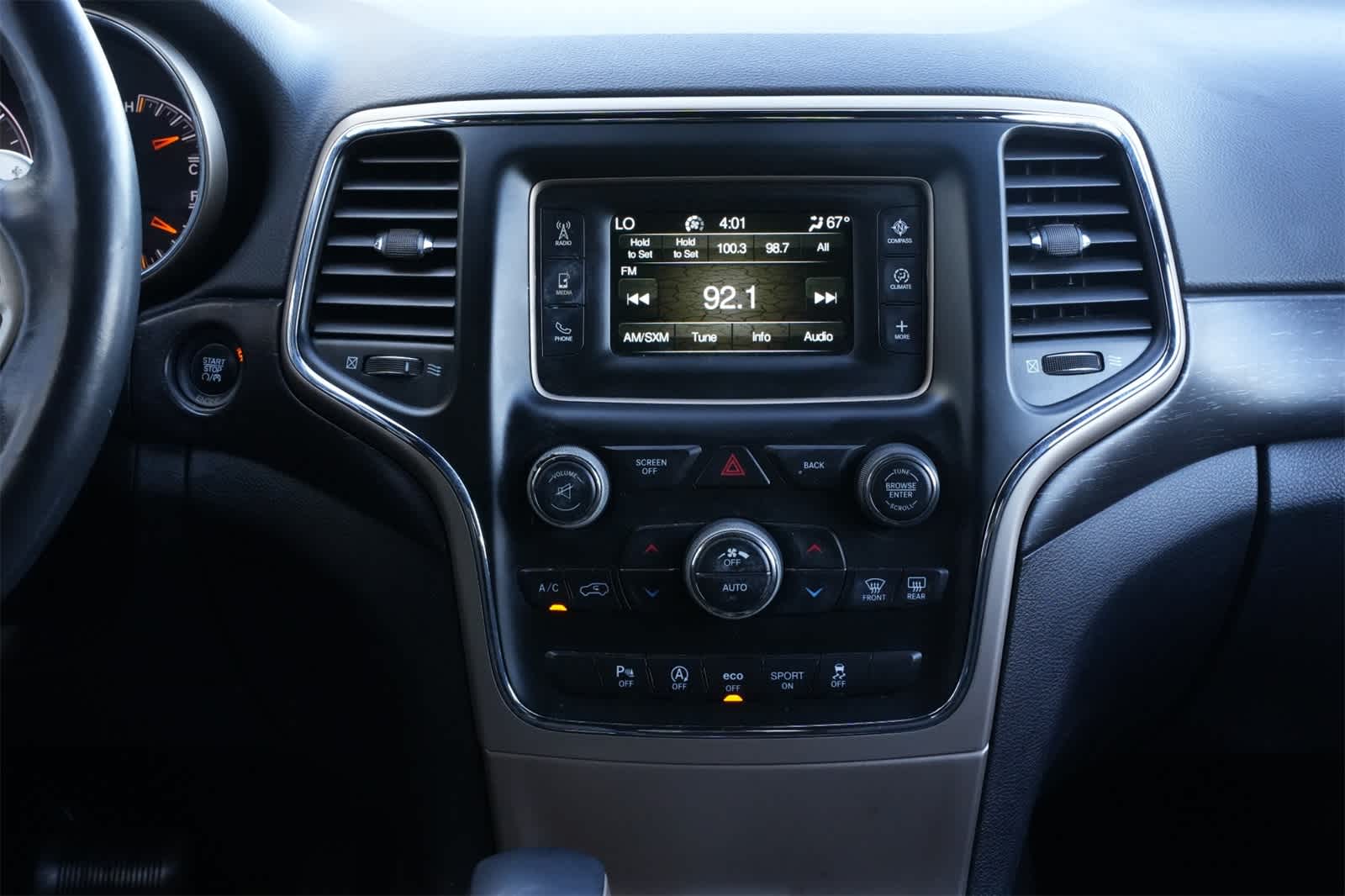 Thumbnail: 2016 Jeep Grand Cherokee - 13