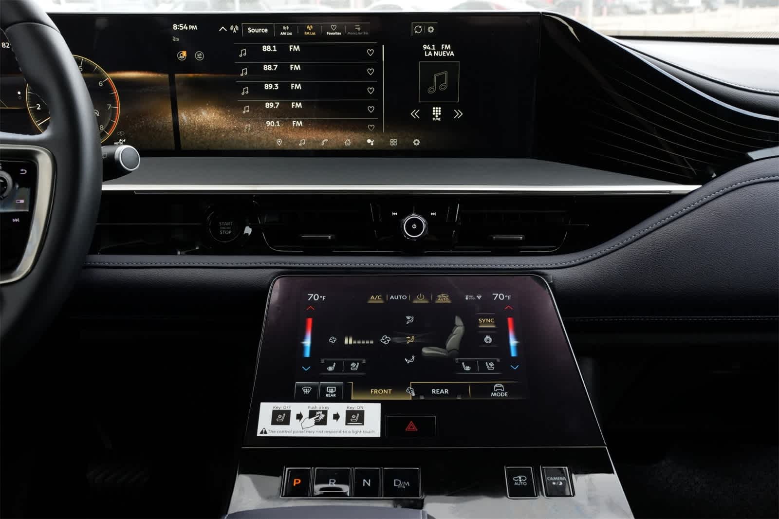 Thumbnail: 2026 INFINITI QX80 - 13