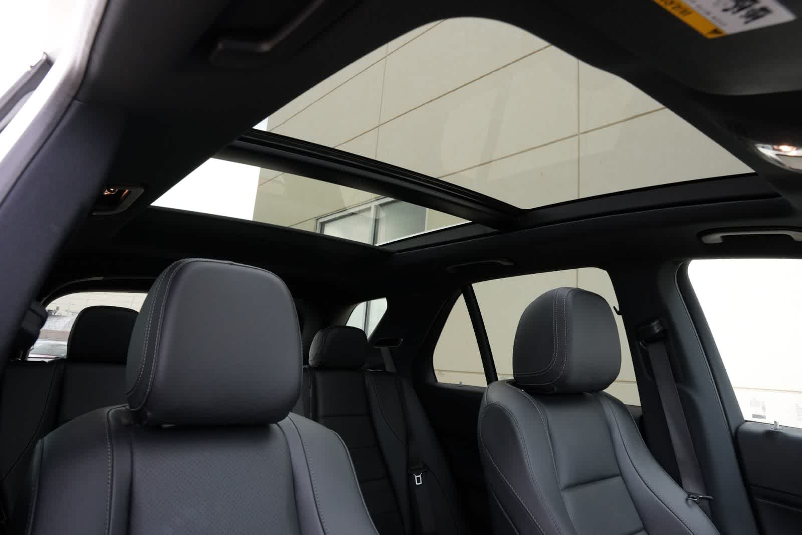 Thumbnail: 2025 Mercedes-Benz GLE - 24