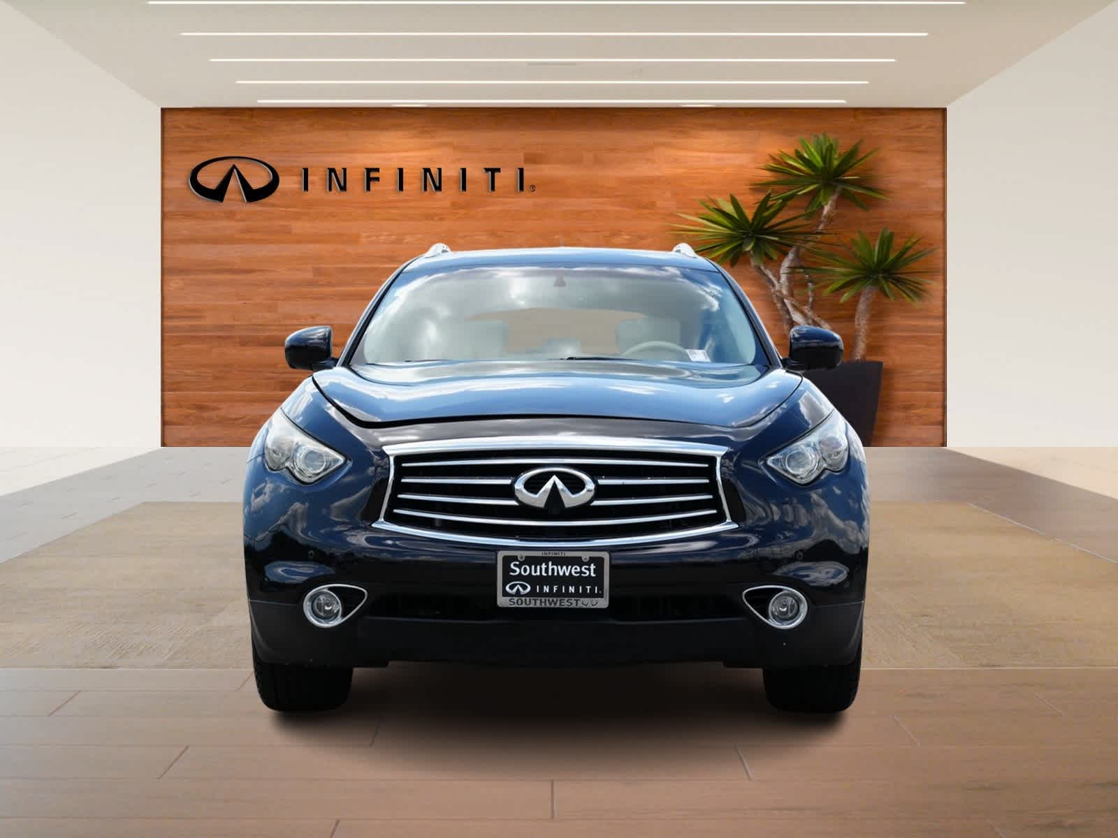 Thumbnail: 2015 INFINITI QX70 - 2