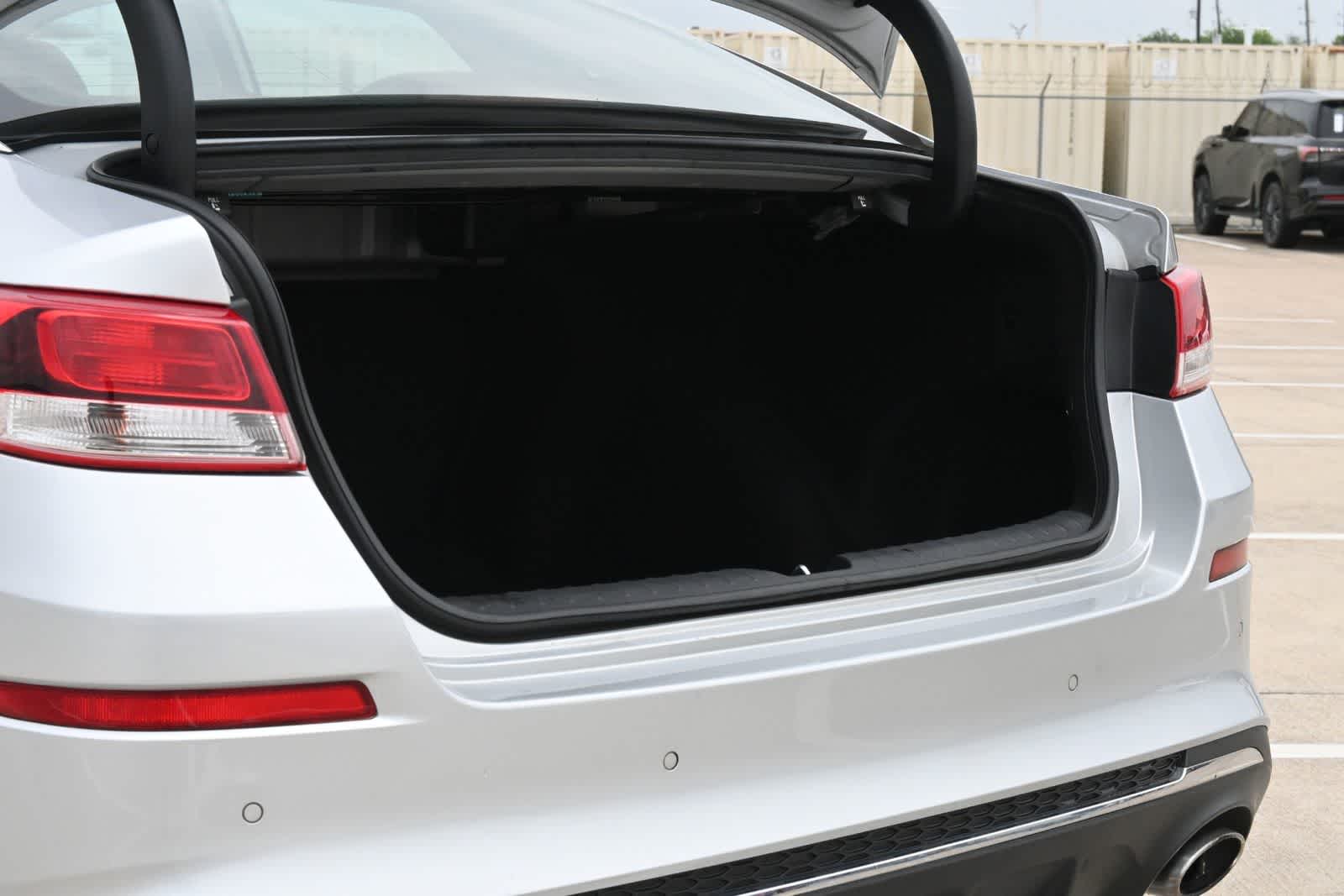 Thumbnail: 2019 Kia Optima - 21