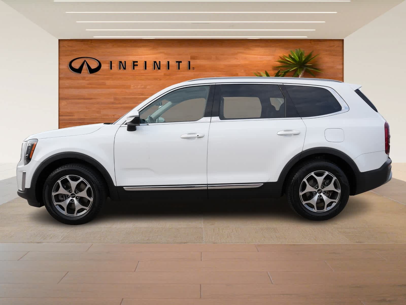 Thumbnail: 2020 Kia Telluride - 4