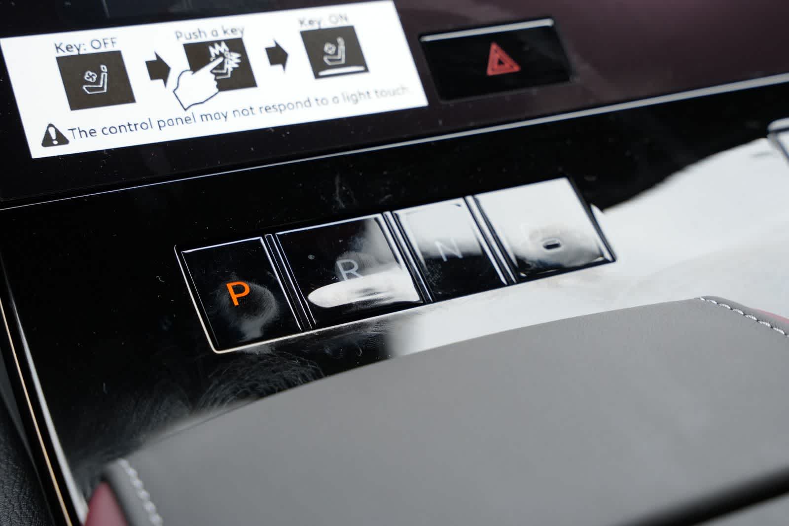 Thumbnail: 2026 INFINITI QX80 - 15