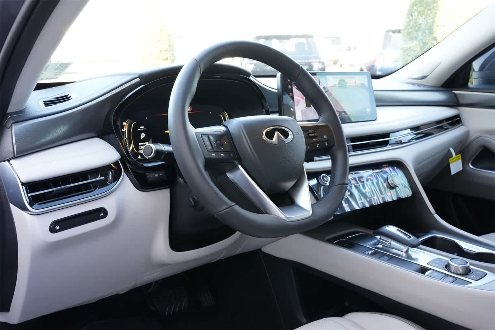 Thumbnail: 2026 INFINITI QX60 - 16