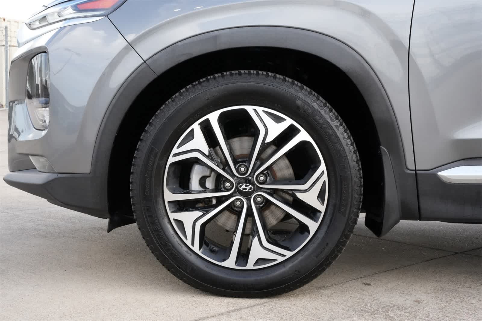 Thumbnail: 2019 Hyundai Santa Fe - 27