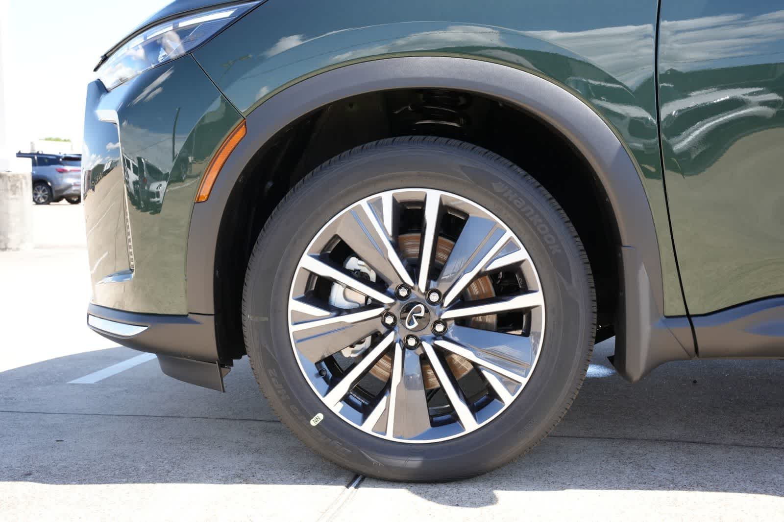 Thumbnail: 2027 INFINITI QX60 - 26