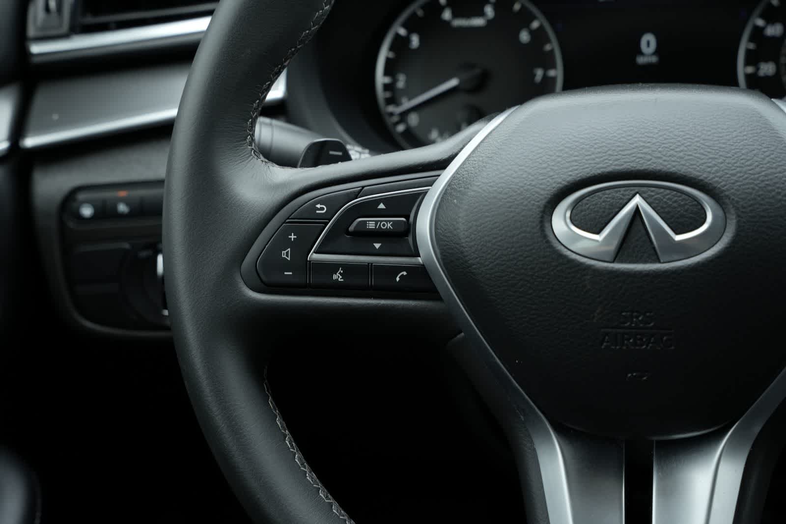 Thumbnail: 2025 INFINITI QX50 - 10