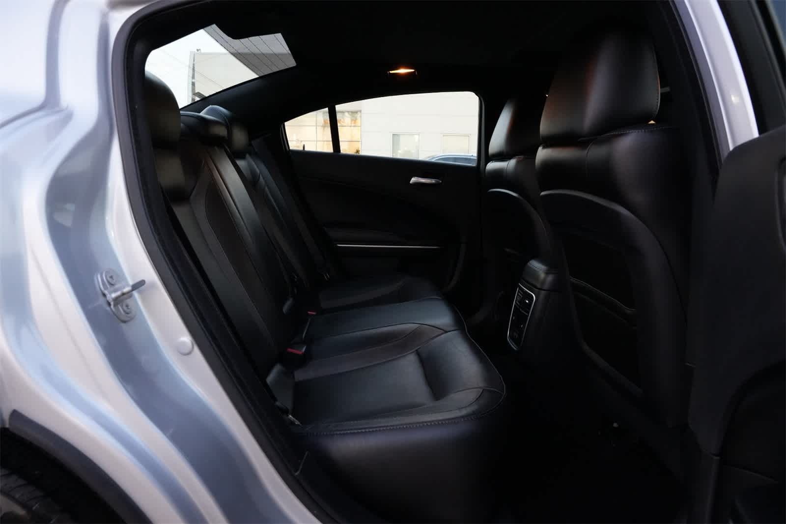 Thumbnail: 2022 Dodge Charger - 21