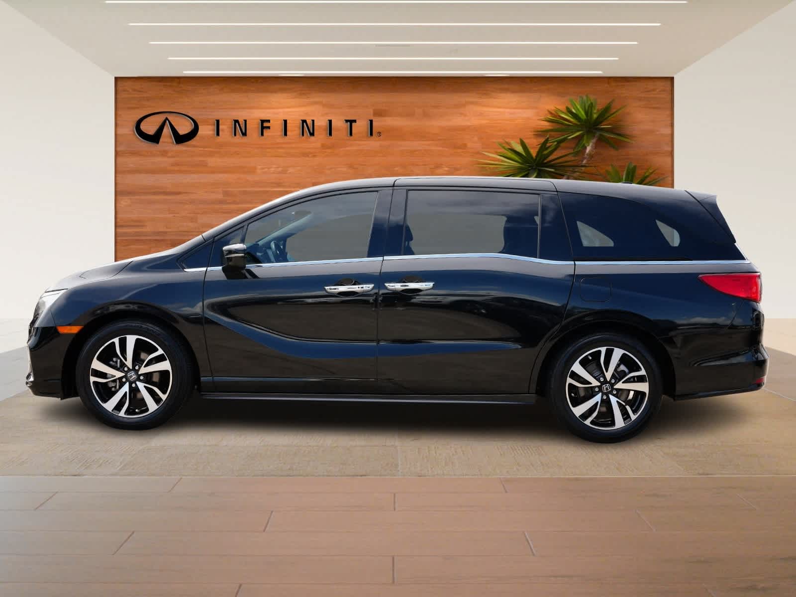Thumbnail: 2019 Honda Odyssey - 4