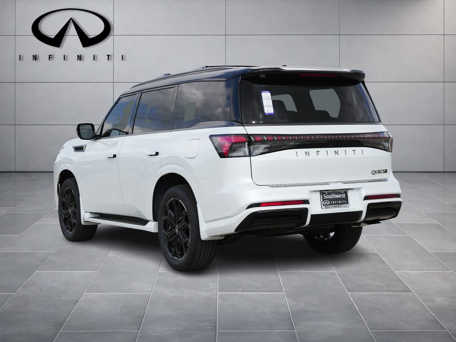 Thumbnail: 2026 INFINITI QX80 - 5