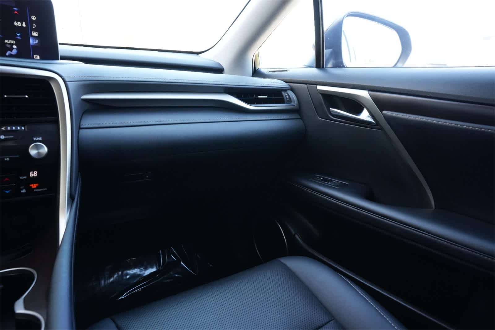 Thumbnail: 2022 Lexus RX - 8