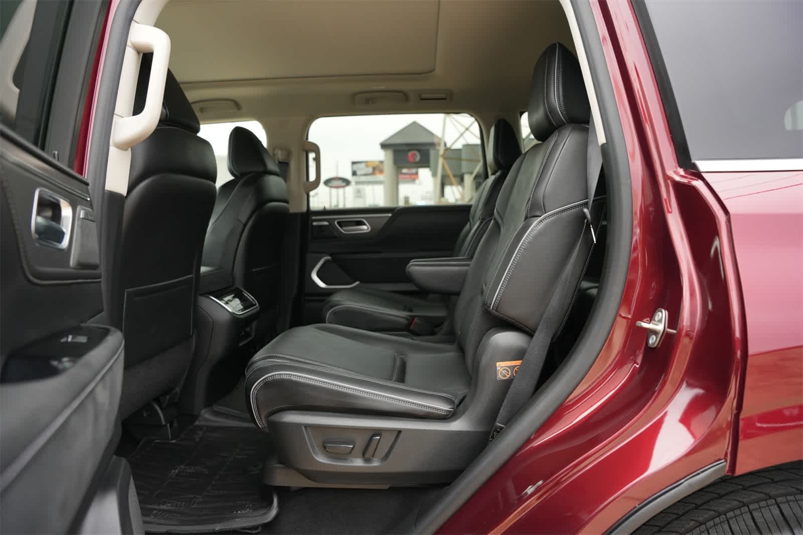 2025 INFINITI QX80 Luxe 19