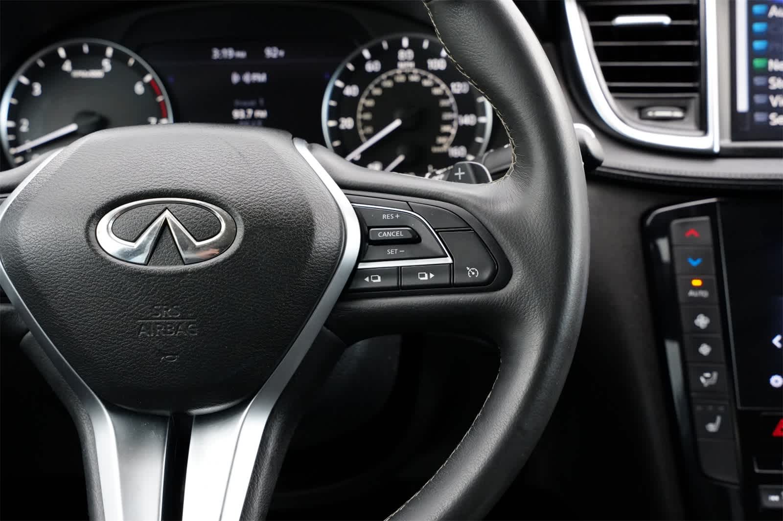 Thumbnail: 2019 INFINITI QX50 - 11