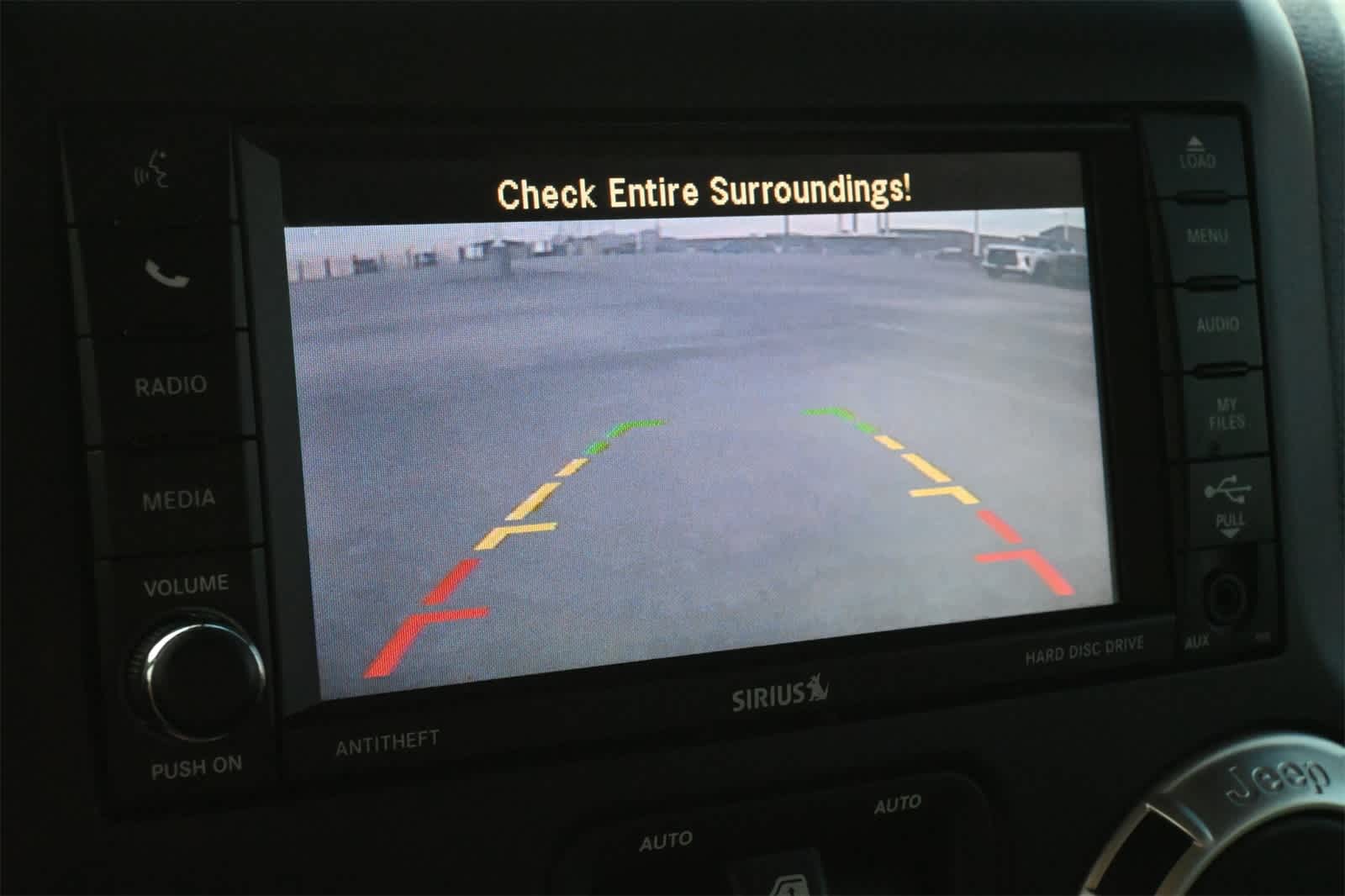 Thumbnail: 2018 Jeep Wrangler - 14