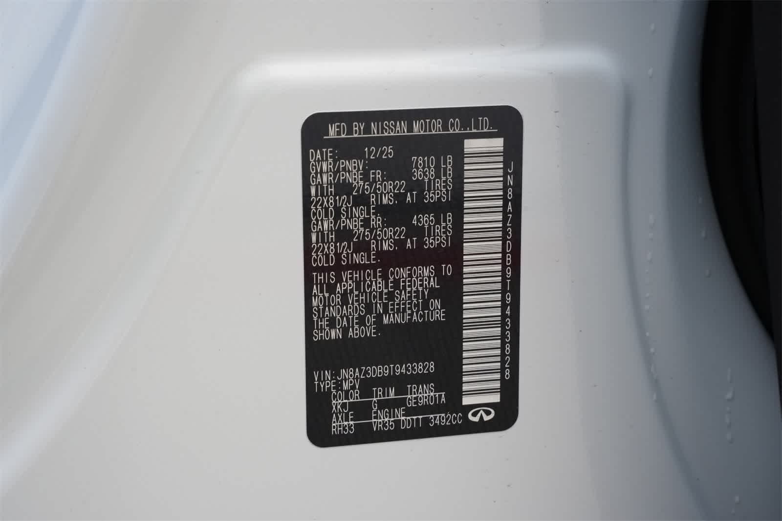 Thumbnail: 2026 INFINITI QX80 - 27