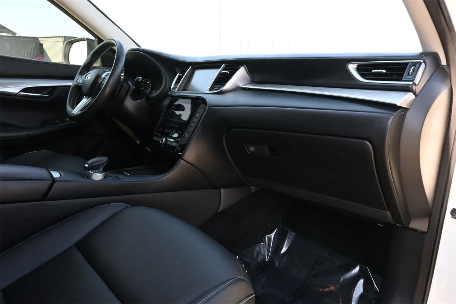 Thumbnail: 2020 INFINITI QX50 - 23