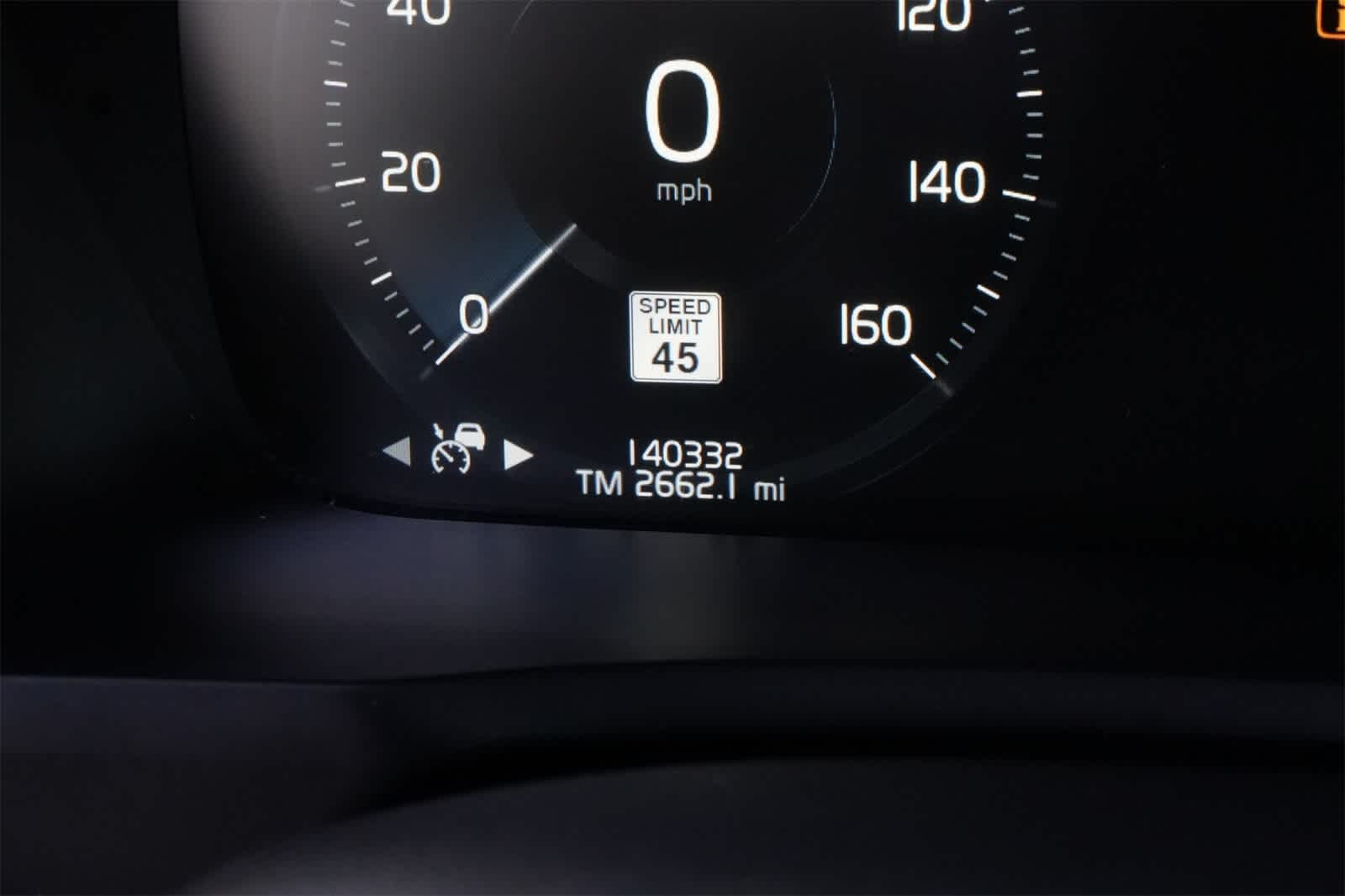 Thumbnail: 2016 Volvo XC90 - 12