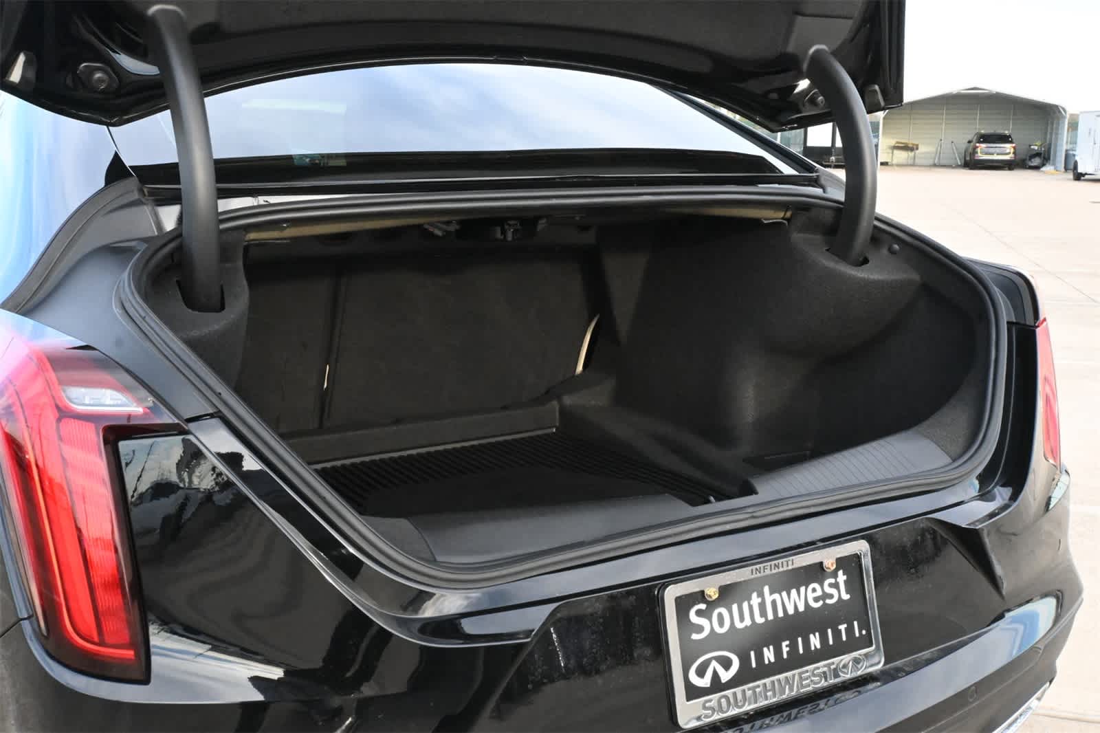 Thumbnail: 2024 Cadillac CT4 - 21