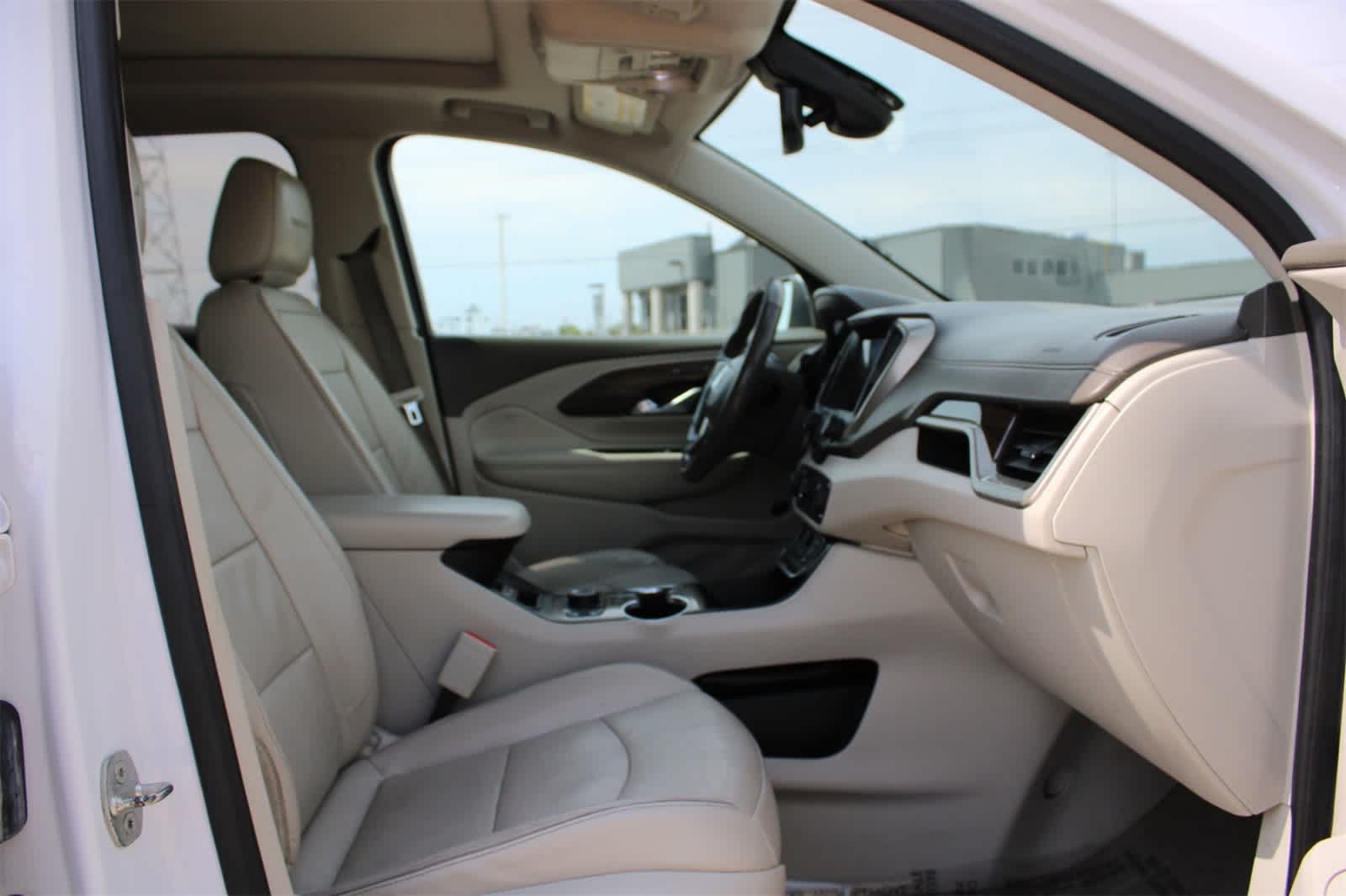 Thumbnail: 2020 GMC Terrain - 27