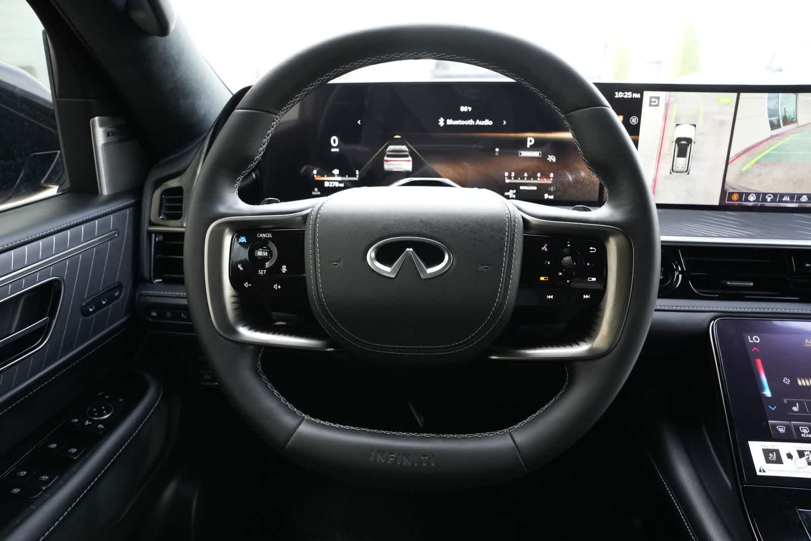 Thumbnail: 2026 INFINITI QX80 - 12