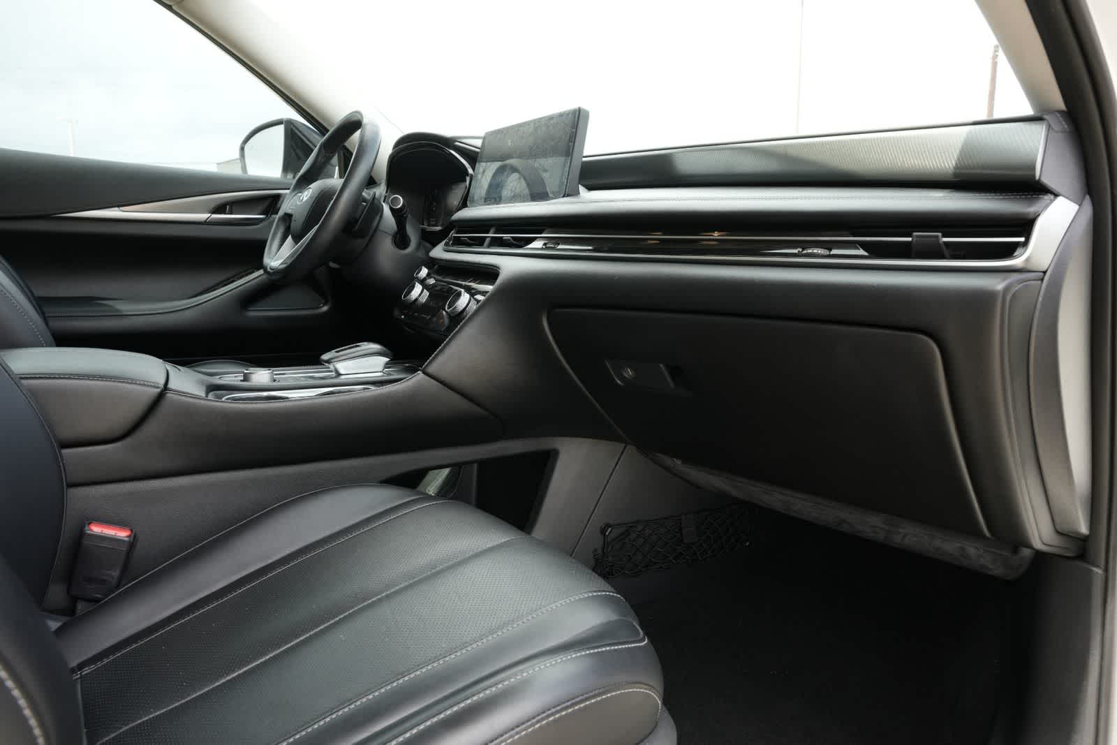 Thumbnail: 2023 INFINITI QX60 - 22