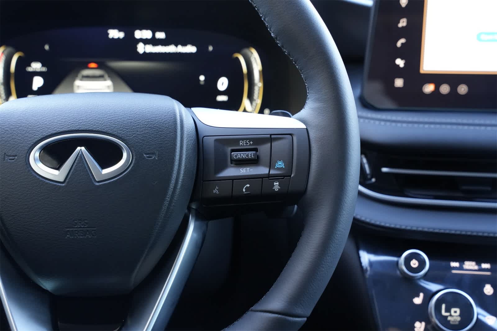 Thumbnail: 2026 INFINITI QX60 - 11