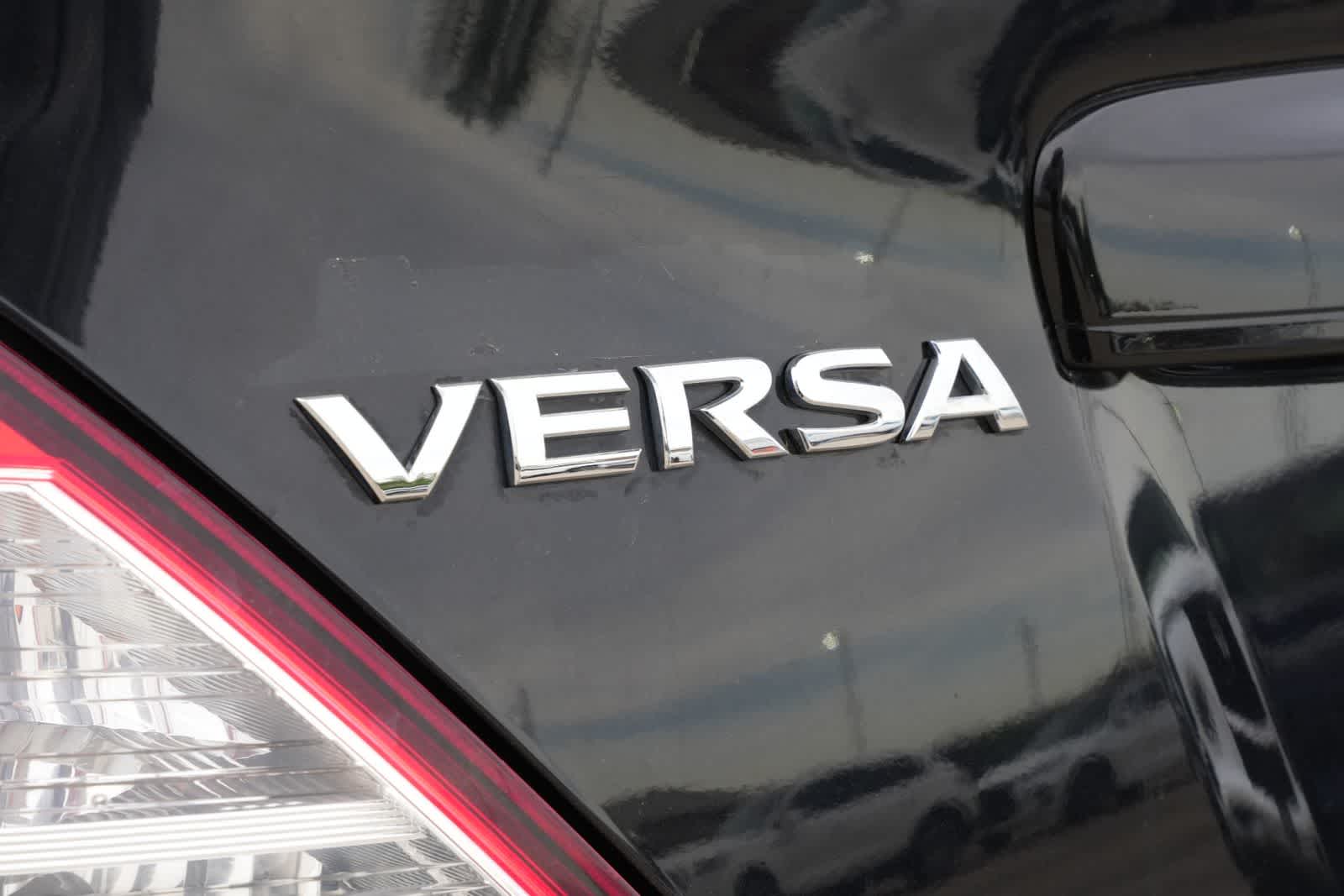 Thumbnail: 2018 Nissan Versa - 14