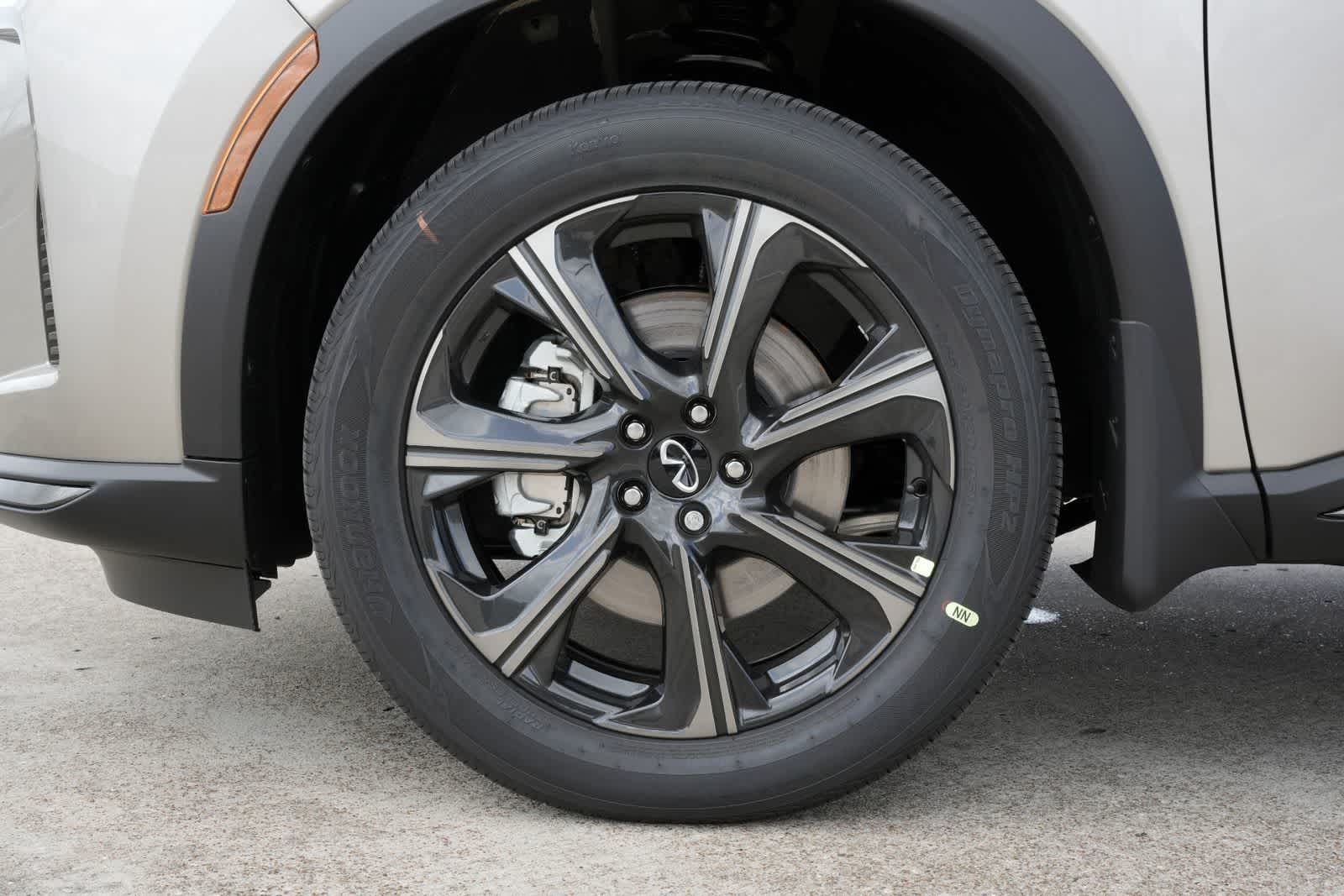 Thumbnail: 2026 INFINITI QX60 - 26