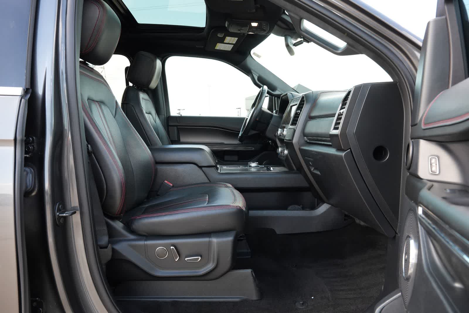 Thumbnail: 2019 Ford Expedition - 28